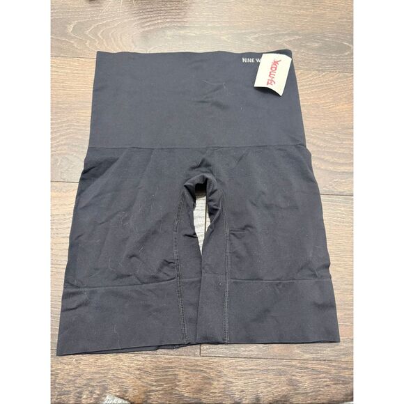 Nine West Pants - Nine West Black High-Waist Compression Shorts